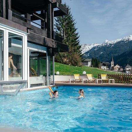 Apartment Hotel Pfeifer ガシュルン エクステリア 写真