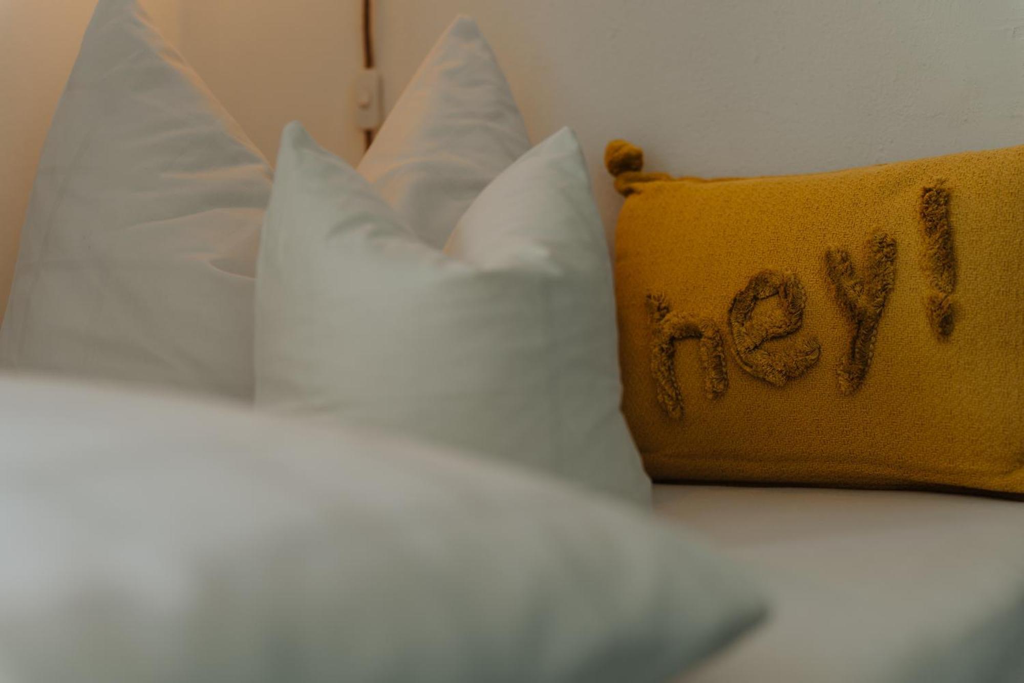 Apartment Hotel Pfeifer ガシュルン エクステリア 写真