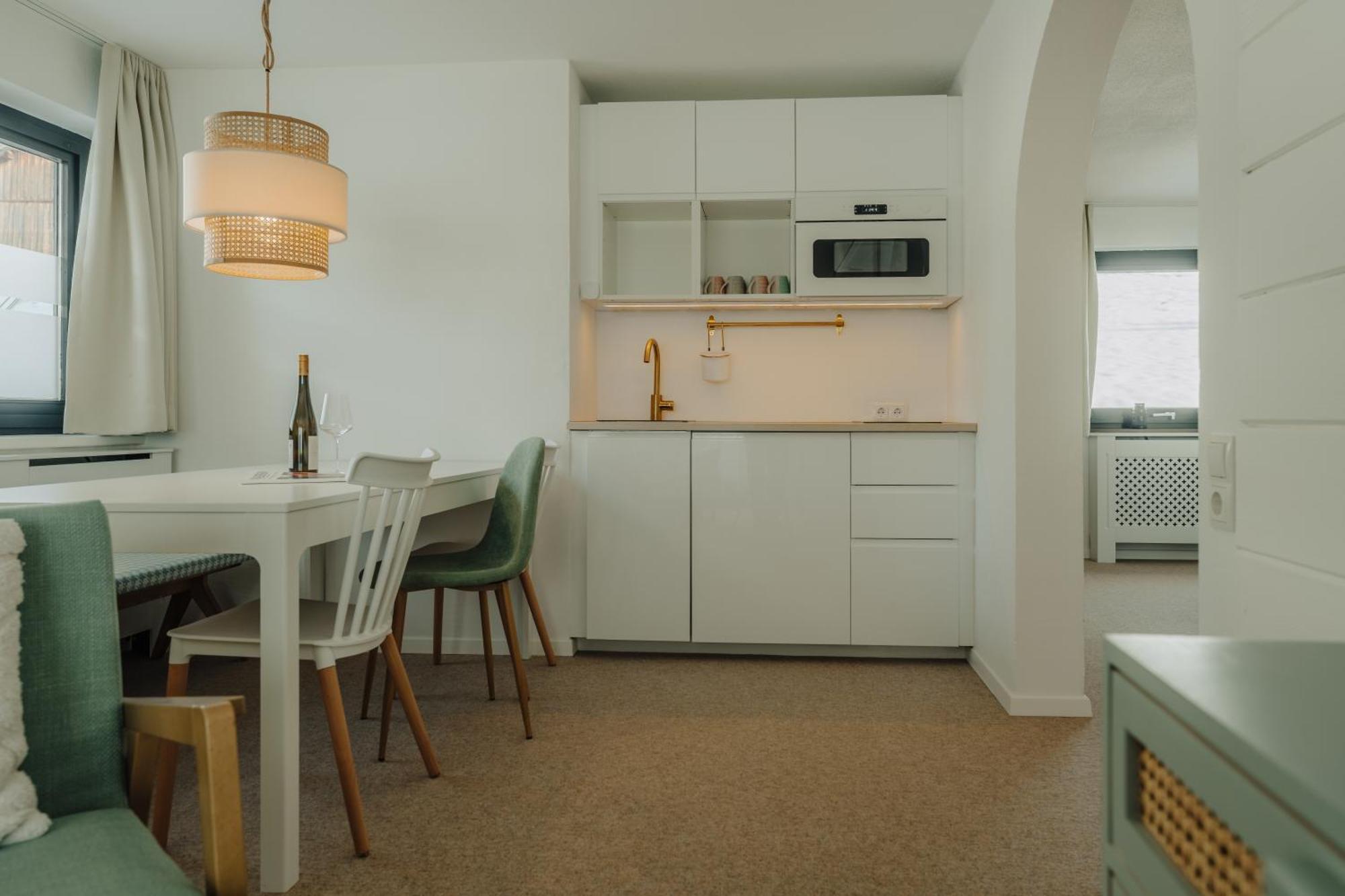 Apartment Hotel Pfeifer ガシュルン エクステリア 写真